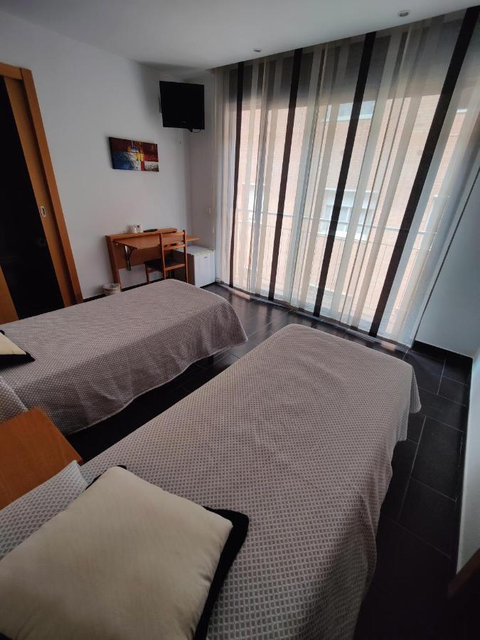 Hostal Manel بينيذا ذي مار المظهر الخارجي الصورة