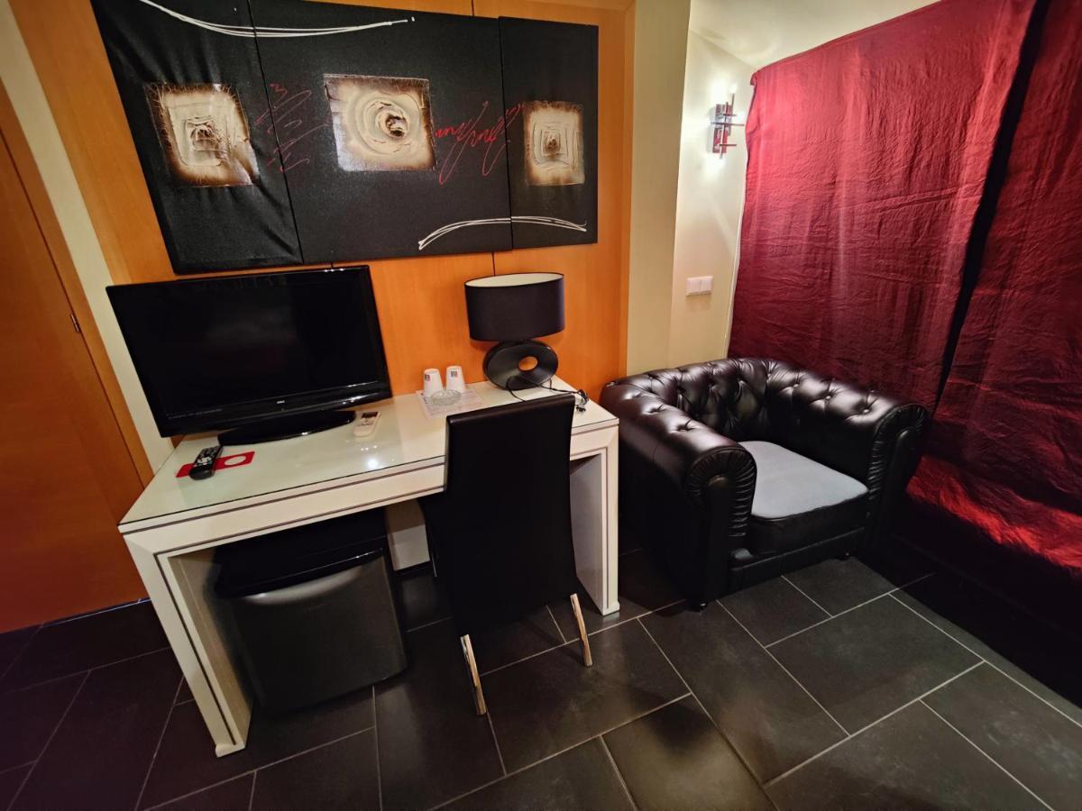 Hostal Manel بينيذا ذي مار المظهر الخارجي الصورة